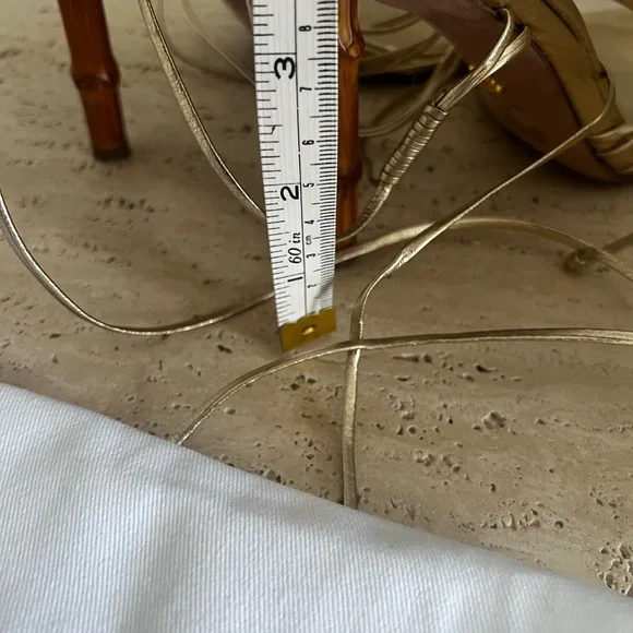 Veronica Beard Cabot strappy metallic ankle strap sandals in gold size 7 - Picture 7 of 8